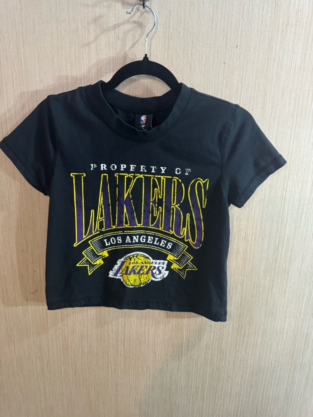 NBA Los Angeles Lakers Black Tee with Yellow & Purple Logo Size Medium